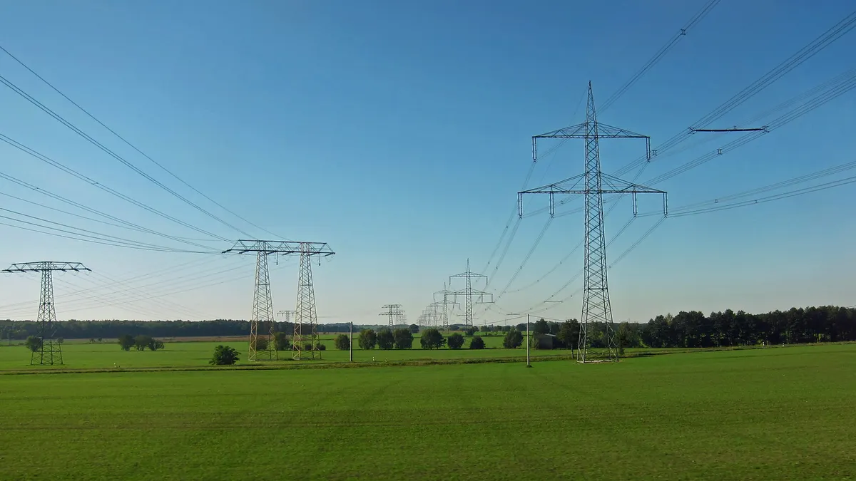 major transmission path across DB train corridor north Dresden